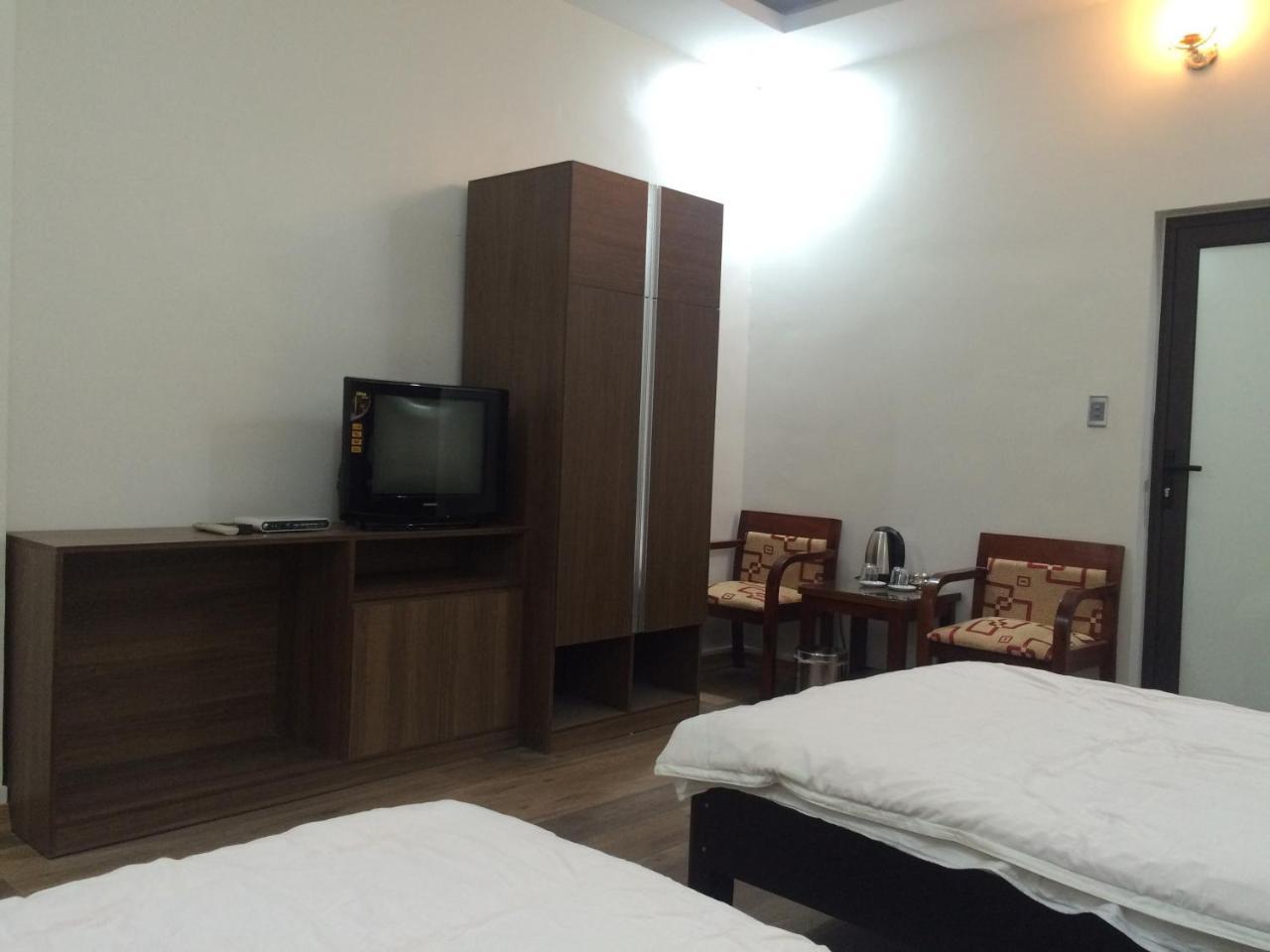 Khai Hoan Hotel Донгван Экстерьер фото