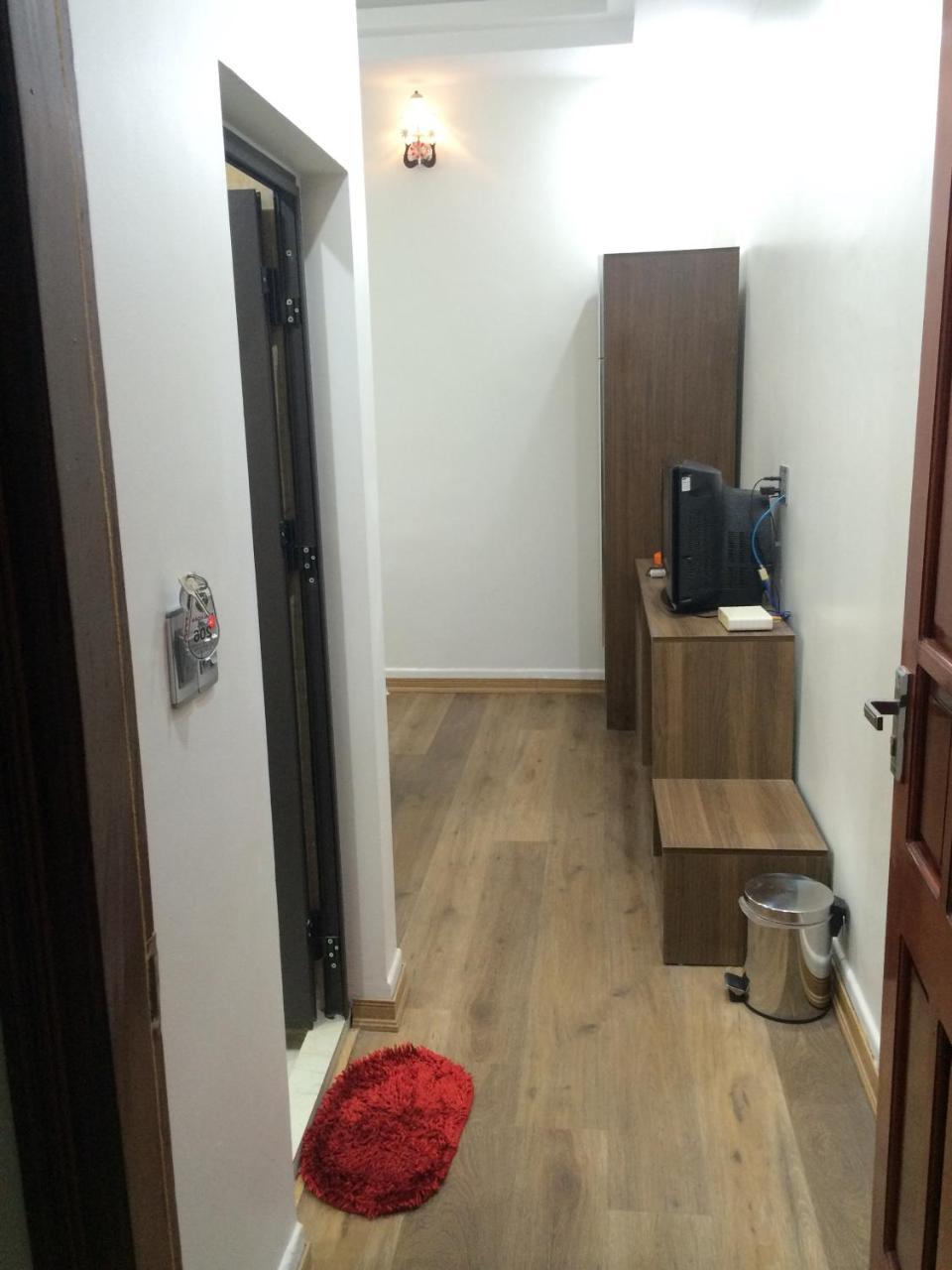 Khai Hoan Hotel Донгван Экстерьер фото