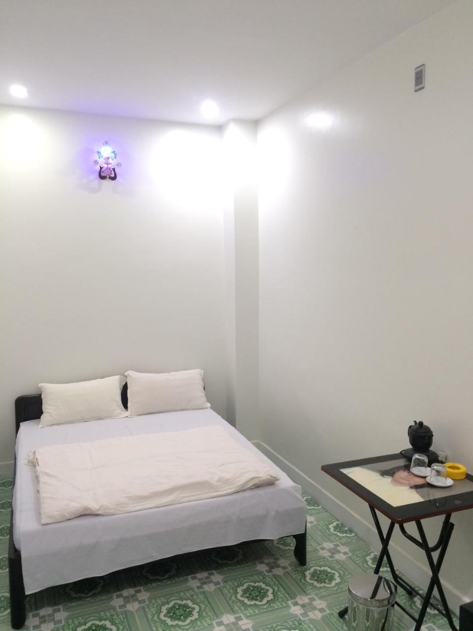 Khai Hoan Hotel Донгван Экстерьер фото