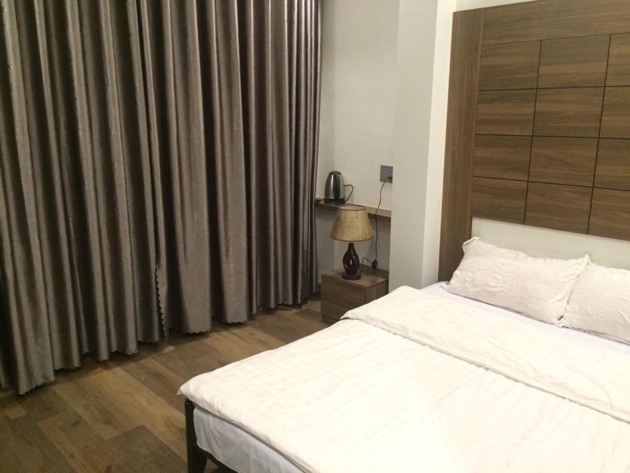 Khai Hoan Hotel Донгван Экстерьер фото