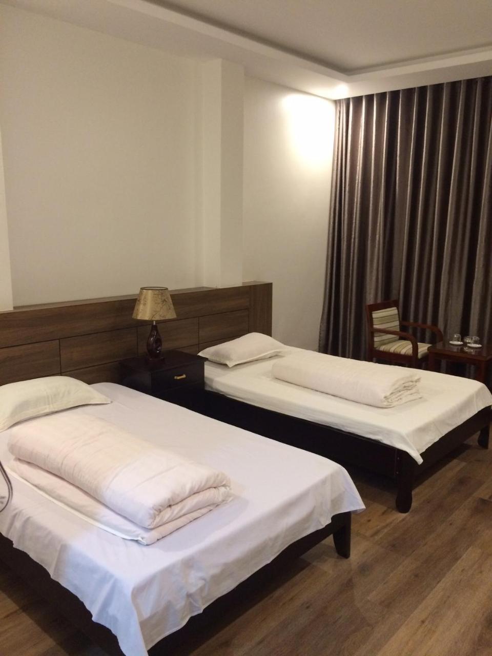 Khai Hoan Hotel Донгван Экстерьер фото
